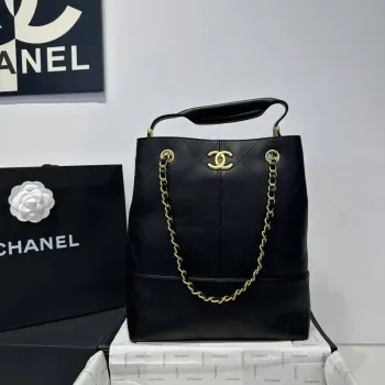 Chanel AS5636 Nákupní taška z jemné telecí kůže lesklé jehněčí kůže černá