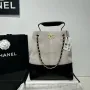 Chanel AS5636 Nákupní taška z jemné telecí kůže a lesklé jehněčí kůže černá & šedá