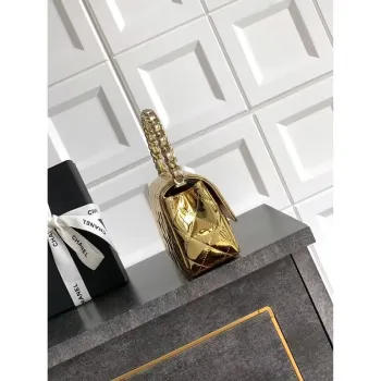 Chanel Večer s kabelkou s rukojetí z lakované kůže AS6675 Zlato