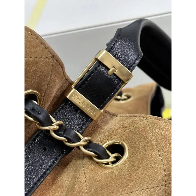 Chanel AS5657 Nákupní taška z jemné telecí kůže a lesklé jehněčí kůže béžová & černá