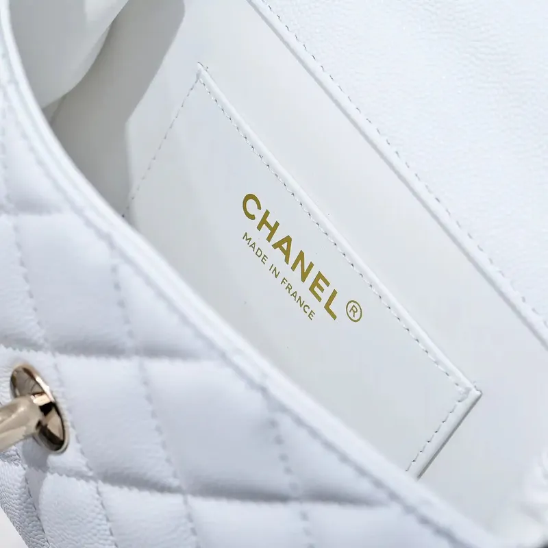 Chanel Crush Handle box Bag Kůže telecí AS4591 Bílá