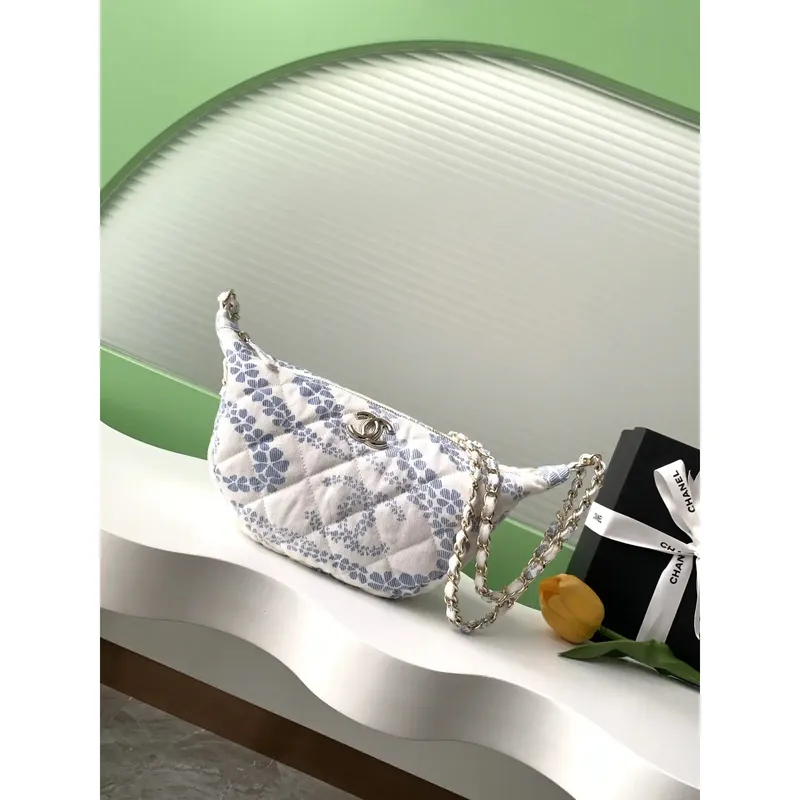 Chanel AS5431 Velká Hobo Taška Tisknutý Denim Světle Modrá & Bílá