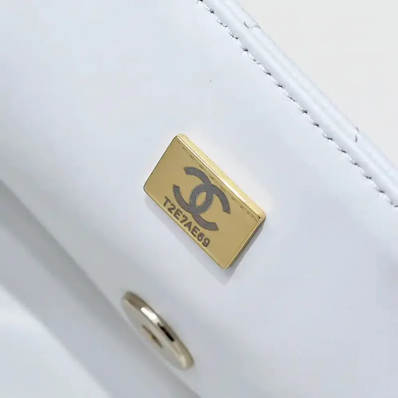 Chanel Crush Handle box Bag Kůže telecí AS5554 Bílá