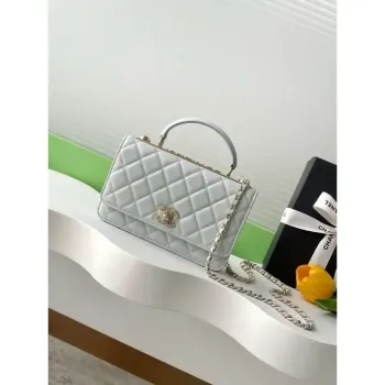 Chanel AP4323 Peněženka na řetízku jehněčí kůže Diamanté Zlatá Světle modrá