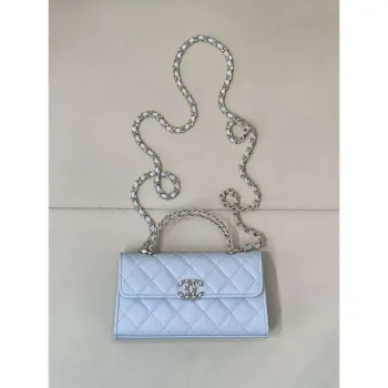 Chanel AP3238 Držák na telefon s řetízkem z jemné lesklé telecí kůže černé