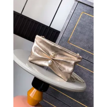 Chanel AP4613 Lesklá jehněčí kůže Napodobenina perel & zlatý tón kovu Zlatá