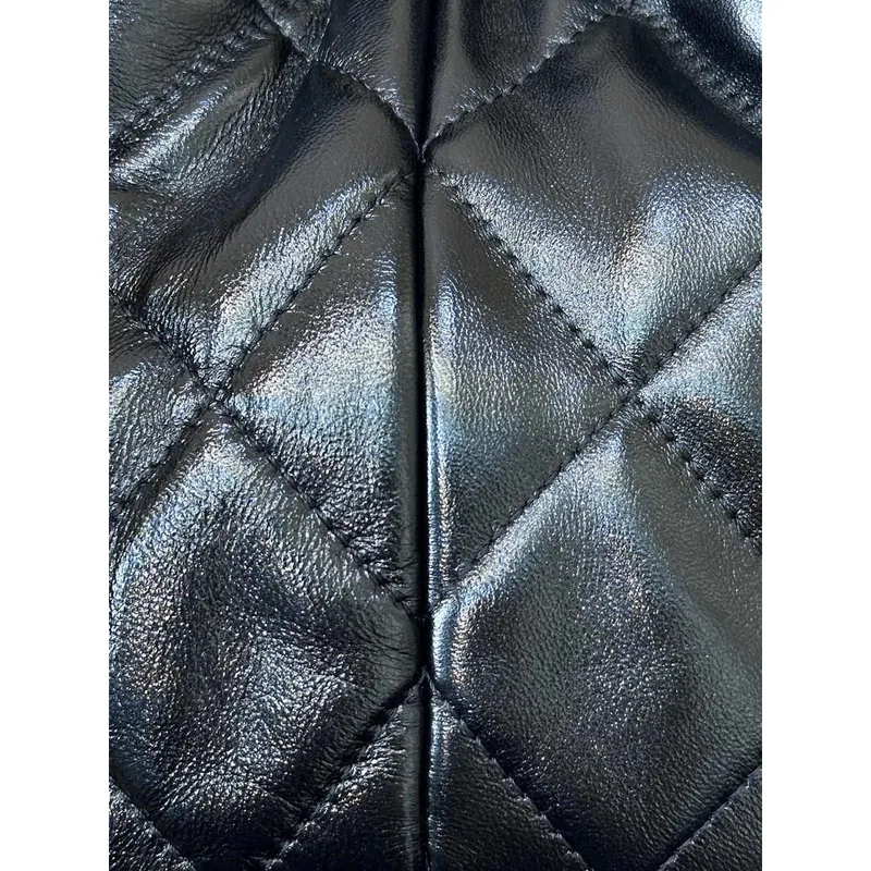 Chanel 25SS Hobo Bag Lesklá jehněčí kůže & zlatý tón kovu AS5411 Černá