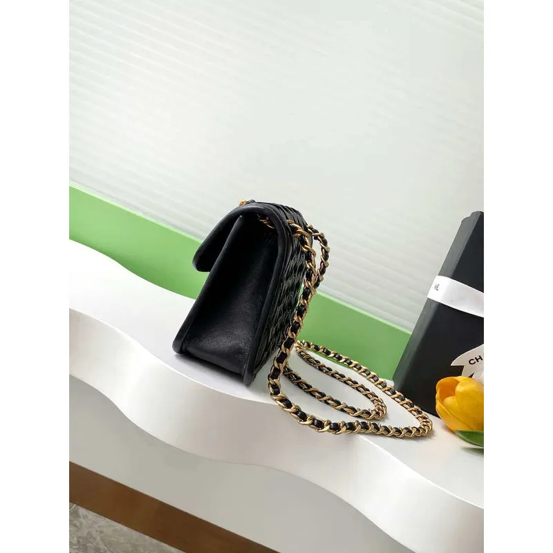 Chanel 25C Mini Flap Bag Metalizovaná pletená telecí kůže & zlatý tón AS4797 černá