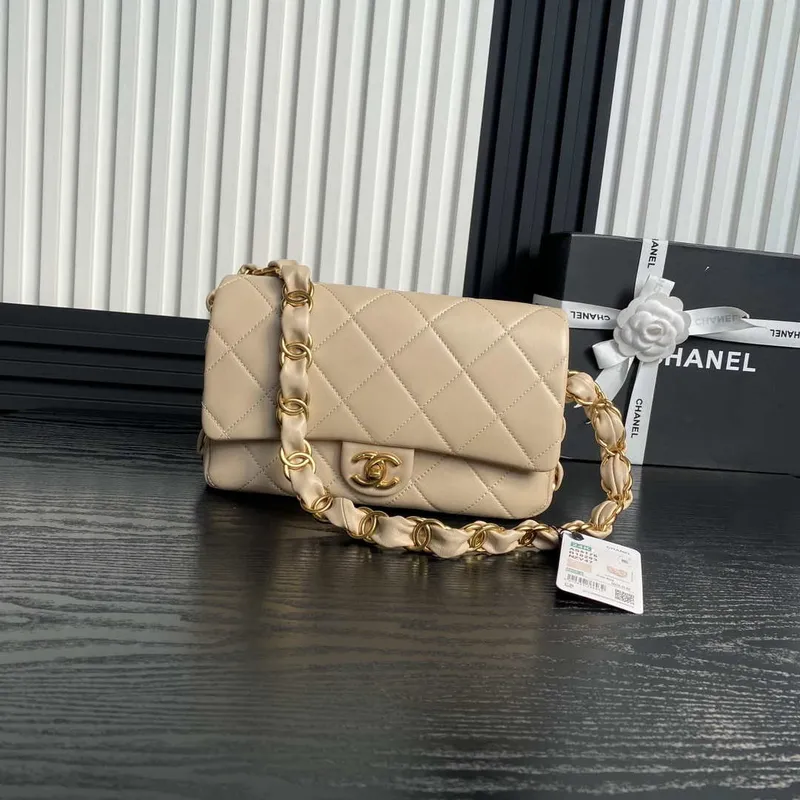 Chanel AS5176 Klapková taška 24K jehněčí kůže meruňková