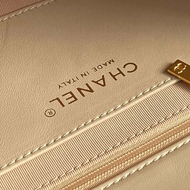 Chanel AS5176 Klapková taška 24K jehněčí kůže meruňková