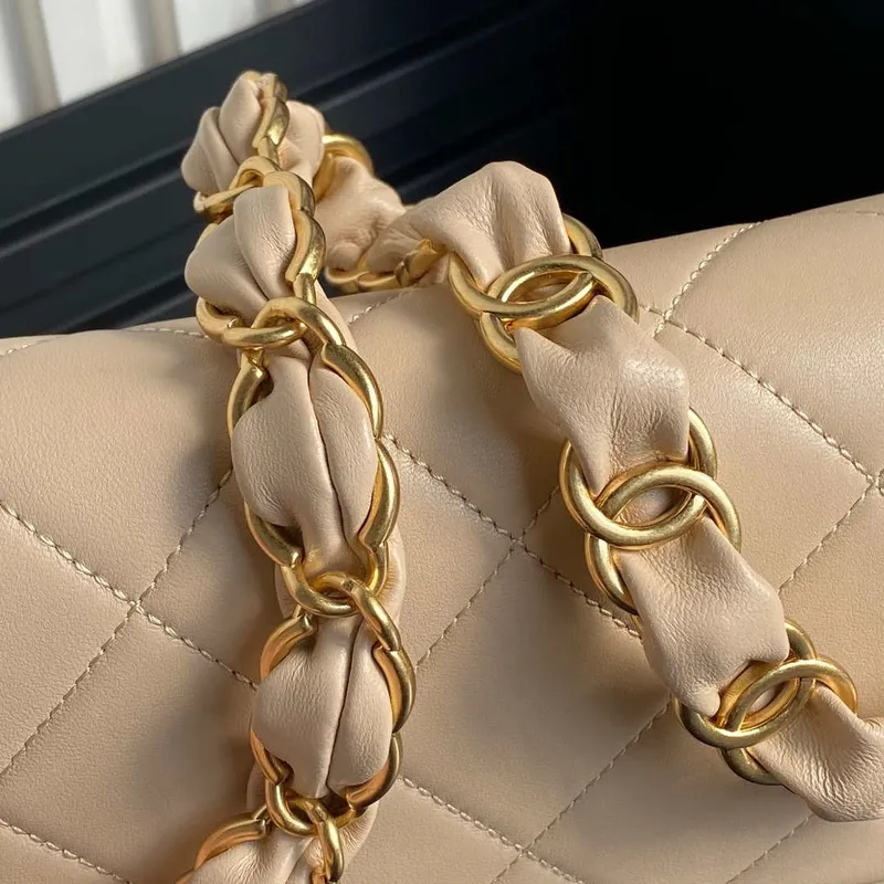 Chanel AS5176 Klapková taška 24K jehněčí kůže meruňková