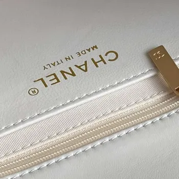 Chanel AS5176 Klapková taška 24K jehněčí kůže bílá
