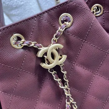 Chanel AS5293 Malá hobo z telecí kůže & zlatého tónu kovu vínově červená
