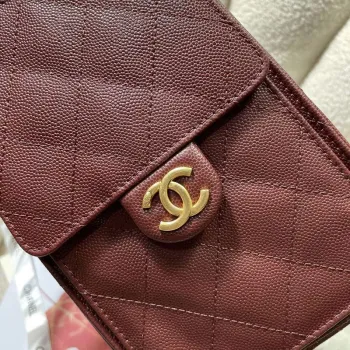 Chanel AS5293 Malá hobo z telecí kůže & zlatého tónu kovu vínově červená