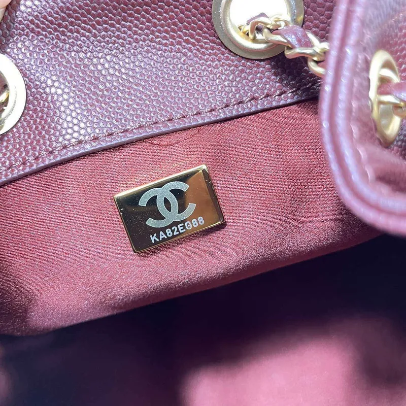 Chanel AS5293 Malá hobo z telecí kůže & zlatého tónu kovu vínově červená