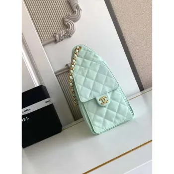 Chanel AS5293 Malá Hobo z telecí kůže & zlatého tónu kovu zelená