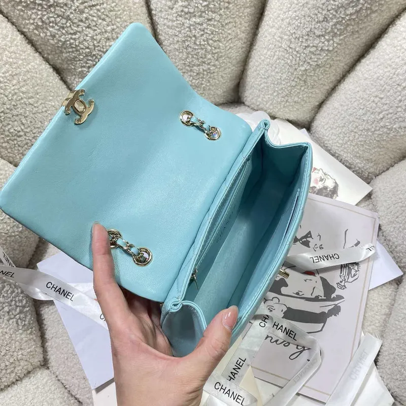 Chanel 25S Klapková modrá jehněčí kůže taška AP5485 zlatá