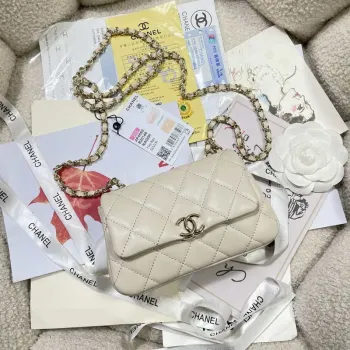 Chanel AP4593 25S Mini Flap Bílá jehněčí kůže se zlatem