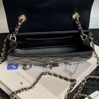 Chanel AP4592 25S Mini Flap černá jehněčí kůže zlato