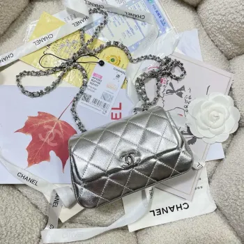 Chanel AP4593 25S Mini Flap Stříbrná jehněčí kůže se stříbrným kováním