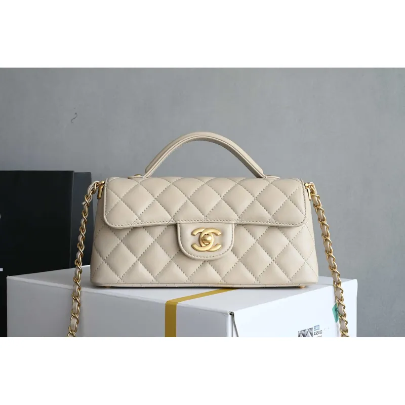 Chanel 25SS AS5354 Mini Flap Bag s horním držadlem z jehněčí kůže meruňková