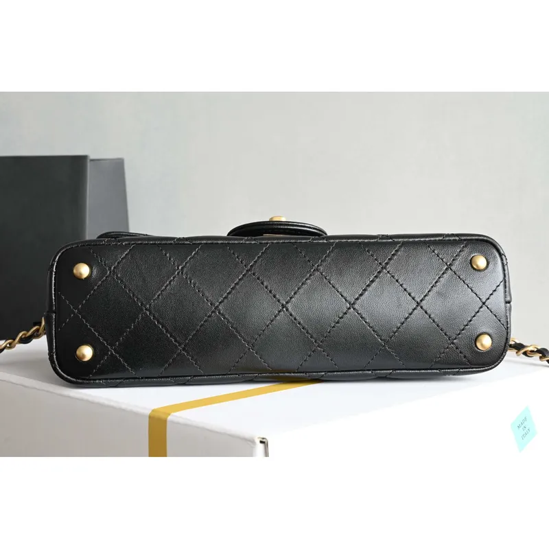 Chanel 25SS AS5354 Mini Flap Bag s horním držadlem z jehněčí kůže černá