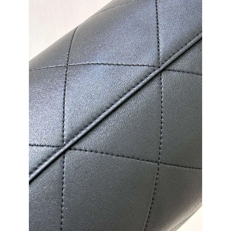 Chanel 25SS AS5425 Velká Hobo Kabelka Lesklá Jehněčí Kůže & Zlatý Kov Černá