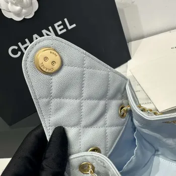 Chanel AS5293 Malá Hobo z telecí kůže & zlatého tónu kovu světle modrá