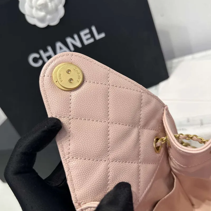 Chanel AS5293 Malá hobo kabelka z telecí kůže & zlatého tónu kovu růžová