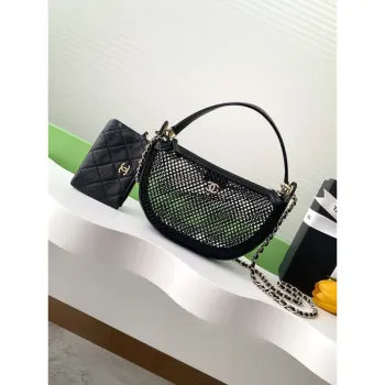 Chanel AP4573 25S Kabelka s řetízkem z lesklé jehněčí kůže & zlatého tónu kovu černá