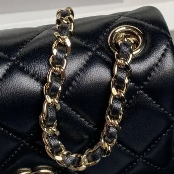 Chanel AP4593 25S Mini Flap jehněčí kůže černá zlato