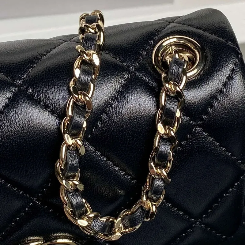 Chanel AP4593 25S Mini Flap jehněčí kůže černá zlato