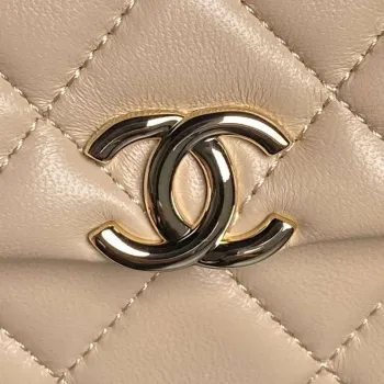 Chanel AP4593 25S Mini Flap jehněčí kůže meruňková zlatá