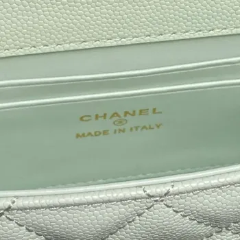 Chanel AP3238 Klapková taška s řetízkem světle zelená jehněčí kůže zlatá s rukojetí