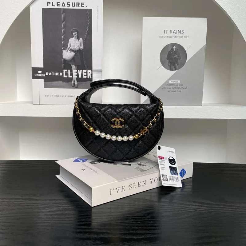 Chanel AP4584 25S Pouch Grained Black Calfskin Imitation Pearl Gold