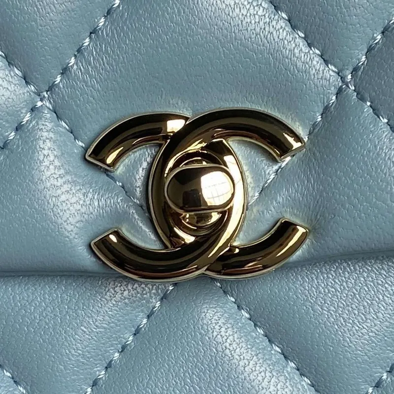 Chanel AP4592 25S Mini Flap jehněčí kůže modrá zlatá