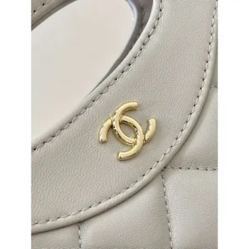 Chanel AP3656 Malá nákupní taška Lesklá jehněčí kůže & zlatý tón kovu šedá