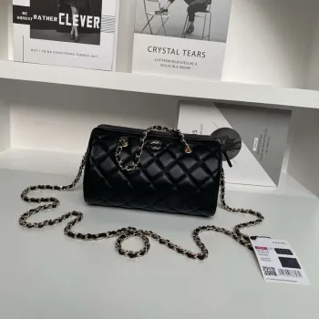 Chanel Ap4515 Kabelka s řetízkem z jehněčí kůže zlatá černá