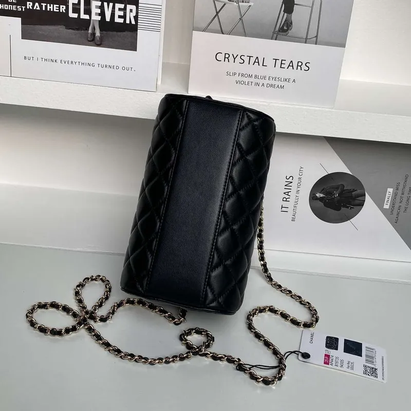 Chanel Ap4515 Kabelka s řetízkem z jehněčí kůže zlatá černá