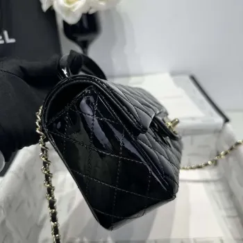 Chanel AS2431 Mini Classic Kabelka s horním držadlem z patentované telecí kůže CC19020