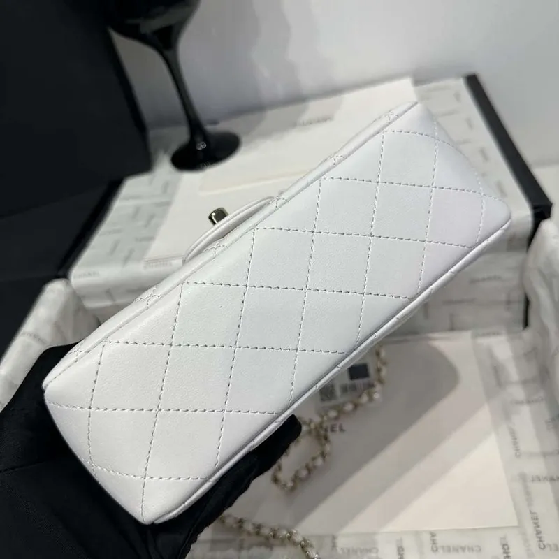 Chanel AS2431 Mini Classic Kabelka s Horním Uchem Jehněčí Kůže CC19009