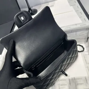 Chanel AS2431 Mini Classic Kabelka s Horním Uchem Jehněčí Kůže CC19005