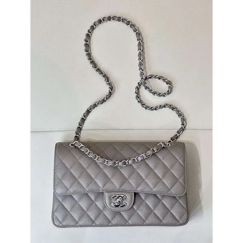 Chanel A01112 Klapková klasická kabelka 11.12 z telecí kůže šití slonová šedá