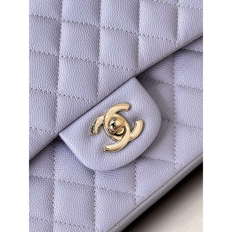 Chanel A01112 Klapková klasická kabelka 11.12 z telecí kůže & stříbrného tónu kovu světle fialová