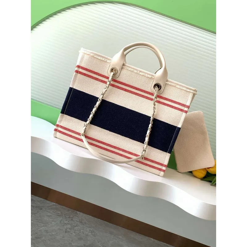 Chanel 25C A66941 Velká nákupní taška Námořnická modrá