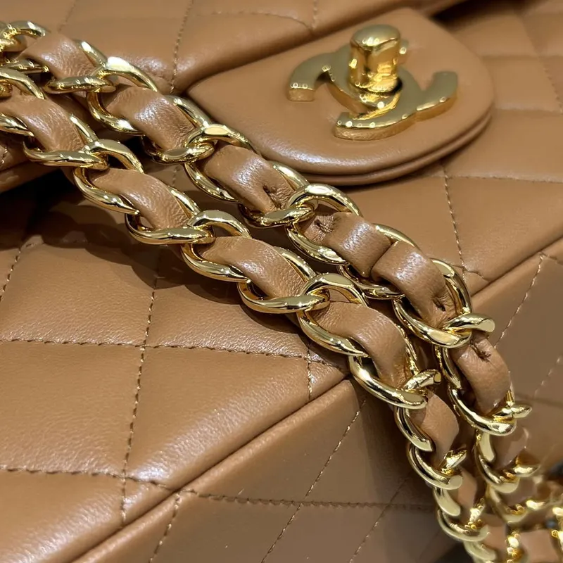 Chanel A01112 Klapková klasická kabelka 11.12 Haas jehněčí kůže & zlatý tón kovu karamelová
