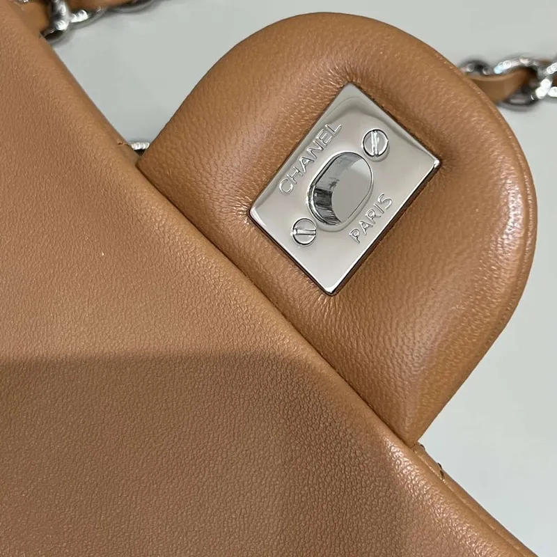 Chanel A01112 Klapková klasická kabelka 11.12 Haas jehněčí kůže & zlatý tón kovu karamelová