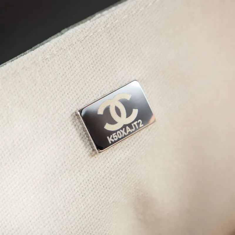 Chanel A90090 Klapková Taška Vintage Zelená Semiš Stříbrná