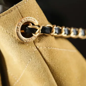 Chanel A99002 Nákupní taška 25P Diamantová košíková nákupní taška černá a hnědá