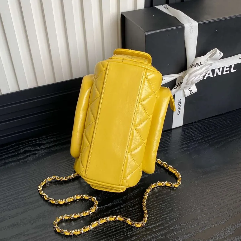 Chanel AS5220 Malá taška na fotoaparát Lesklá zmačkaná jehněčí kůže & zlatý tón kovu žlutá
